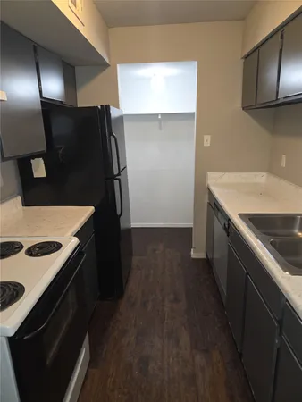 $1,225 | 7200 West T C Jester Boulevard, Unit 1401, Houston, TX 77088