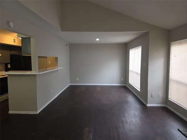 $1,225 | 7200 West T C Jester Boulevard, Unit 1401, Houston, TX 77088