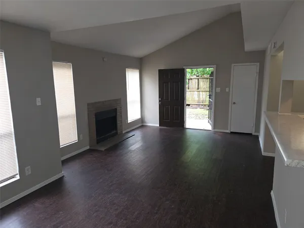 $1,225 | 7200 West T C Jester Boulevard, Unit 1401, Houston, TX 77088