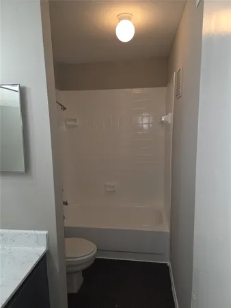 $1,225 | 7200 West T C Jester Boulevard, Unit 1401, Houston, TX 77088