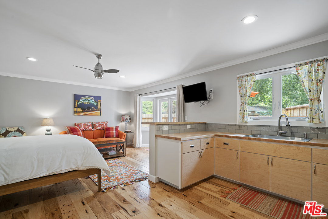 30611 Sicomoro Drive Malibu, CA 90265 - Photo 18 of 29