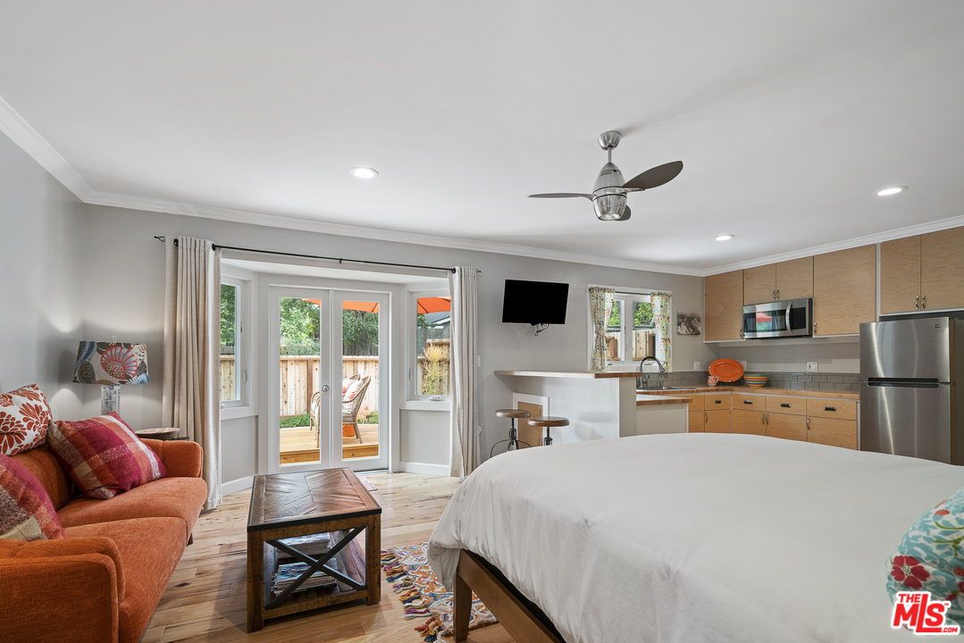 30611 Sicomoro Drive Malibu, CA 90265 - Photo 19 of 29