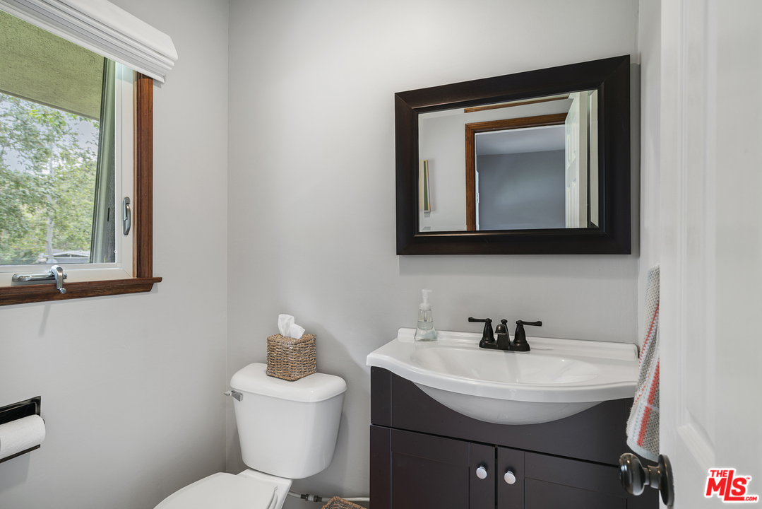 30611 Sicomoro Drive Malibu, CA 90265 - Photo 6 of 29