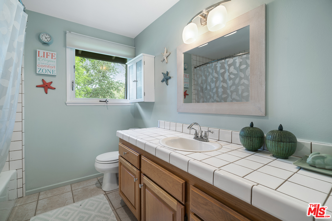 30611 Sicomoro Drive Malibu, CA 90265 - Photo 9 of 29