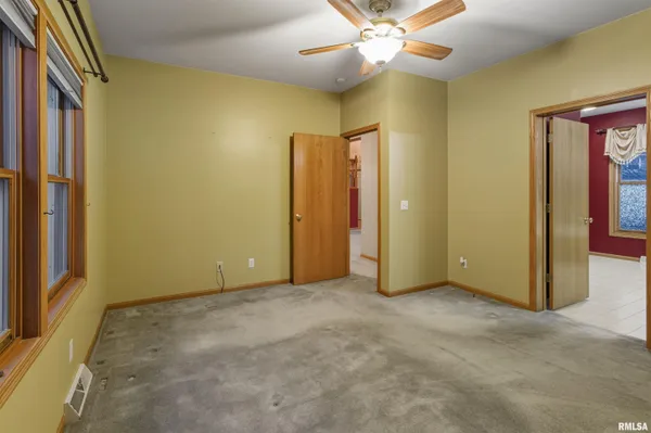 $300,000 | 1218 Joseph Street, Macomb, IL 61455