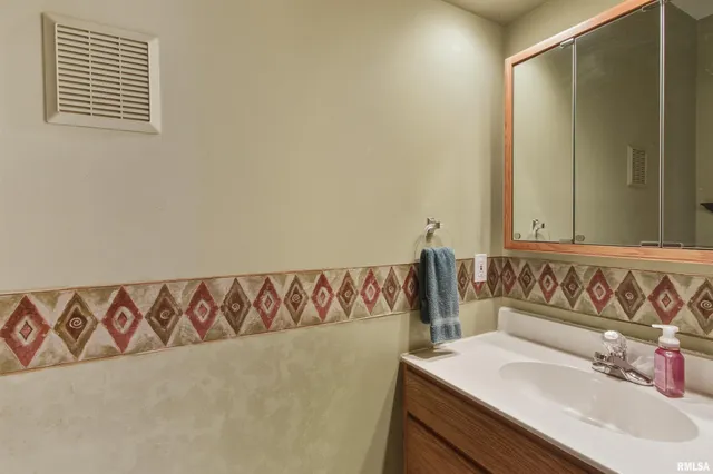 $325,000 | 1218 Joseph Street, Macomb, IL 61455