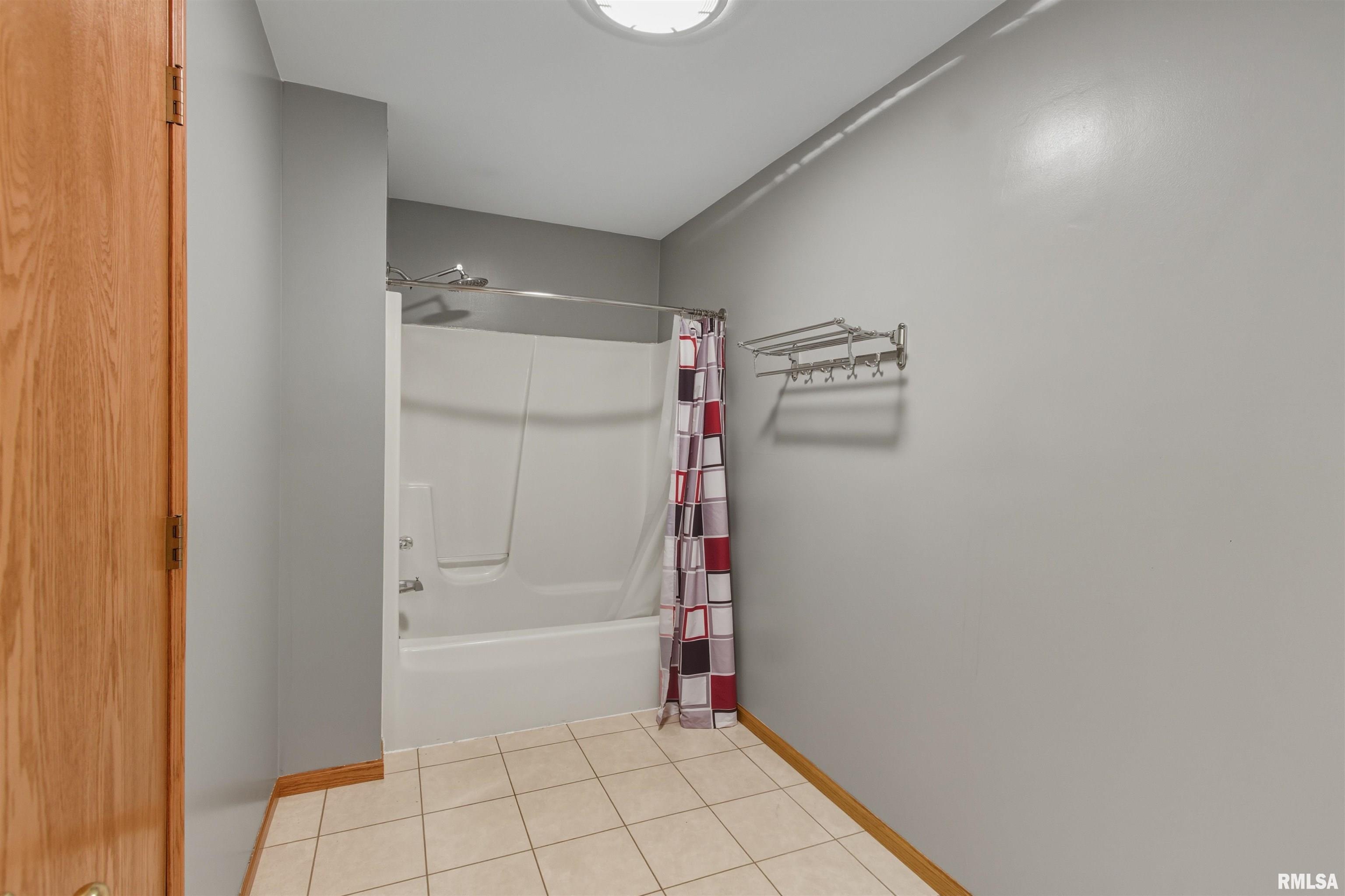 1218 Joseph Street Macomb, IL 61455 - Photo 21 of 41