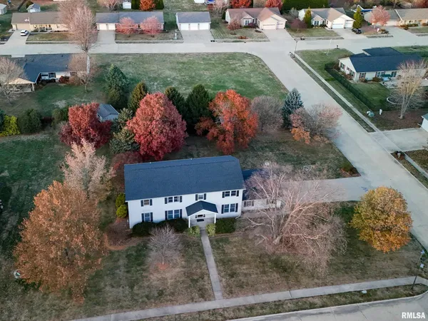 $300,000 | 1218 Joseph Street, Macomb, IL 61455