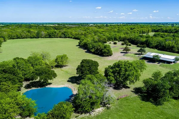$1,645,000 | 14392 Highway 78, Blue Ridge, TX 75424