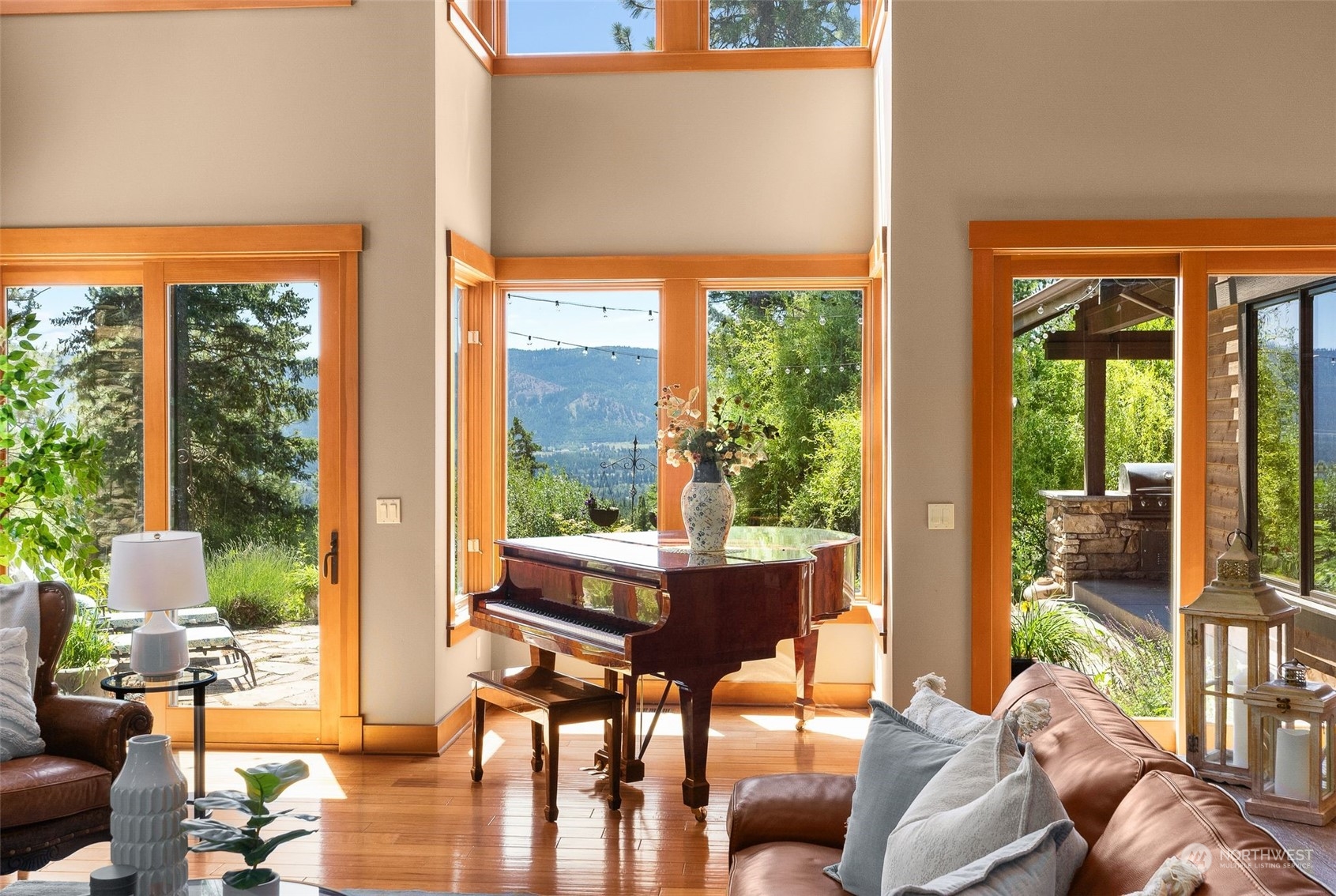 1011 Buena View Road Cle Elum, WA 98922 - Photo 6 of 40 Gallery Image 6