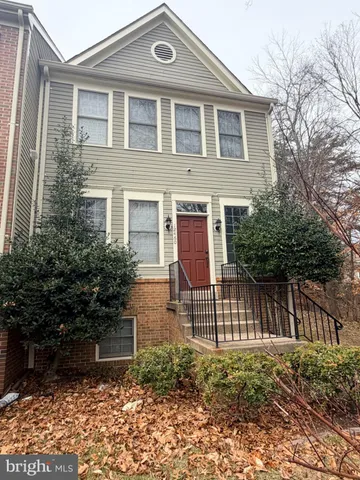 $529,900 | 12460 Manchester Way, Woodbridge, VA 22192