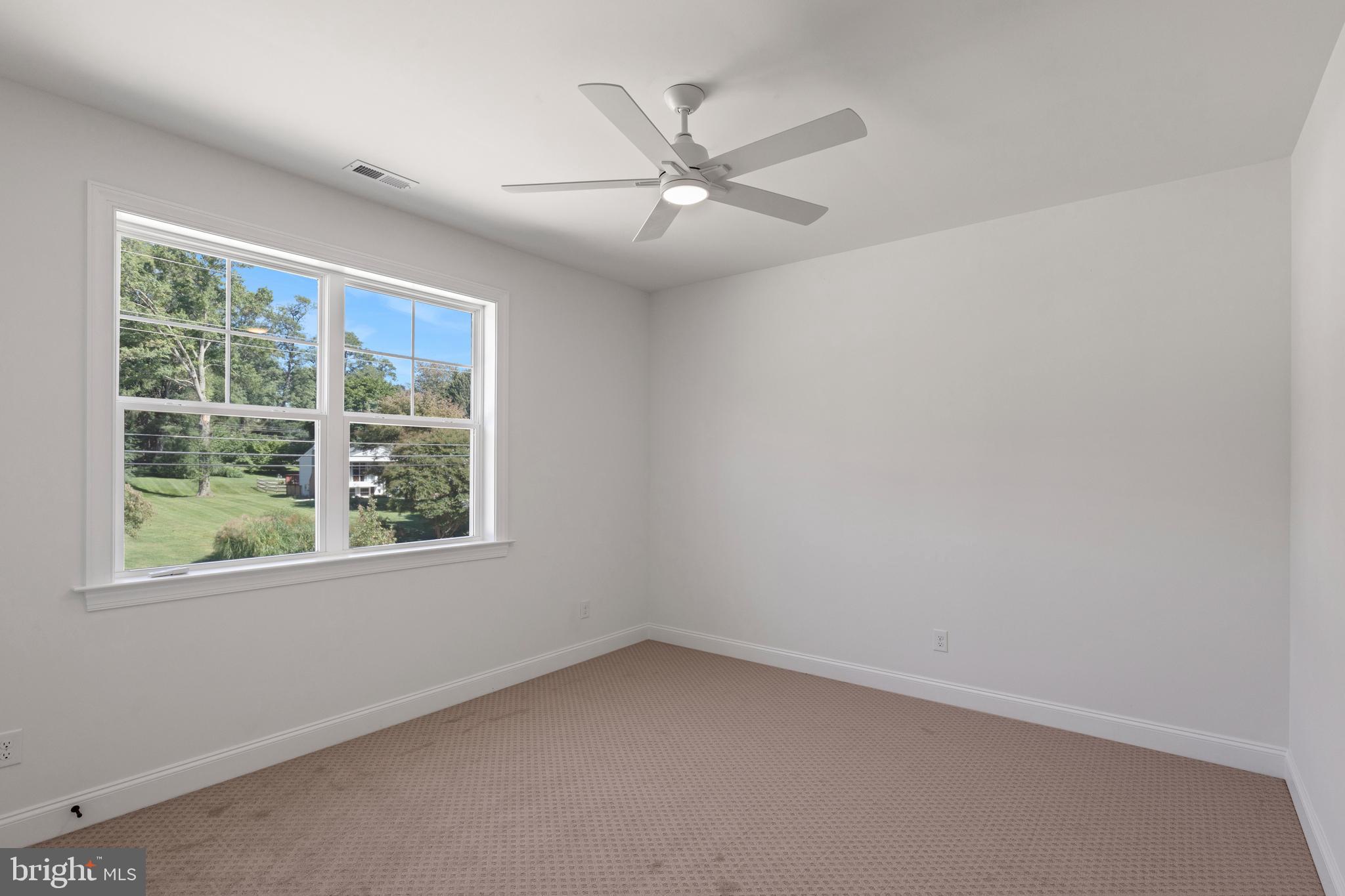 736 Northbrook Road, Unit S4 Kennett Square, PA 19348 - Photo 21 of 45 an empty room with a window
