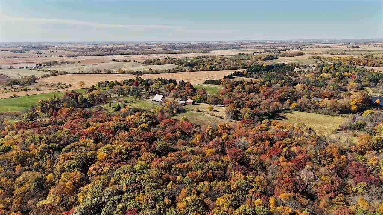 2096 Kestrel Ridge Southwest Oxford, IA 52322 - Photo 2 of 17 Gallery Image 2