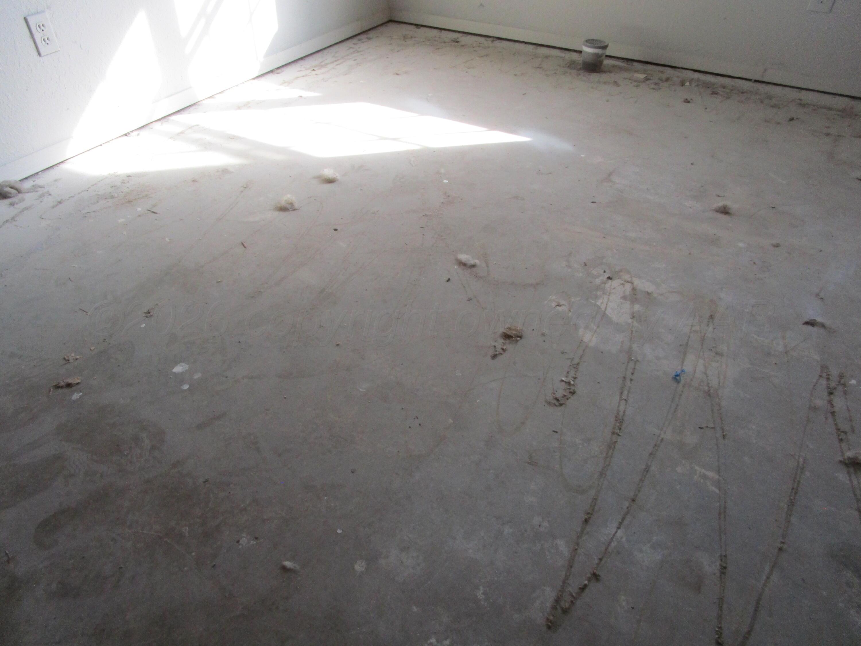 601 Alamo Street Claude, TX 79019 - Photo 11 of 30 a view of room