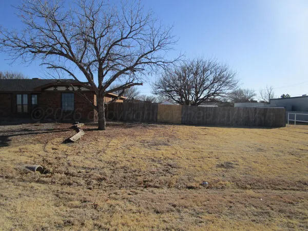 $190,000 | 601 Alamo Street, Claude, TX 79019