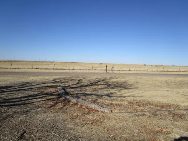 $190,000 | 601 Alamo Street, Claude, TX 79019