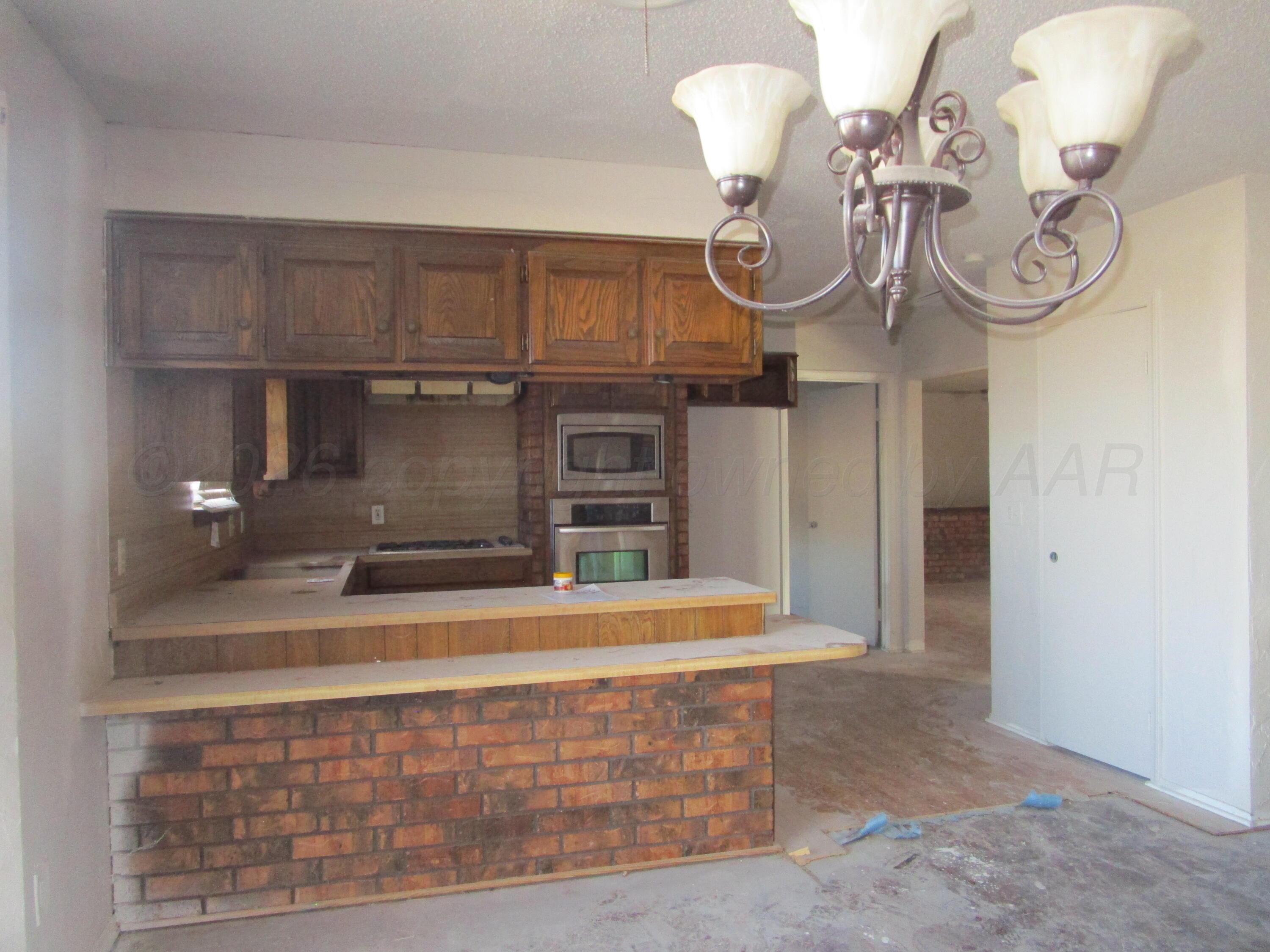 601 Alamo Street Claude, TX 79019 - Photo 6 of 30