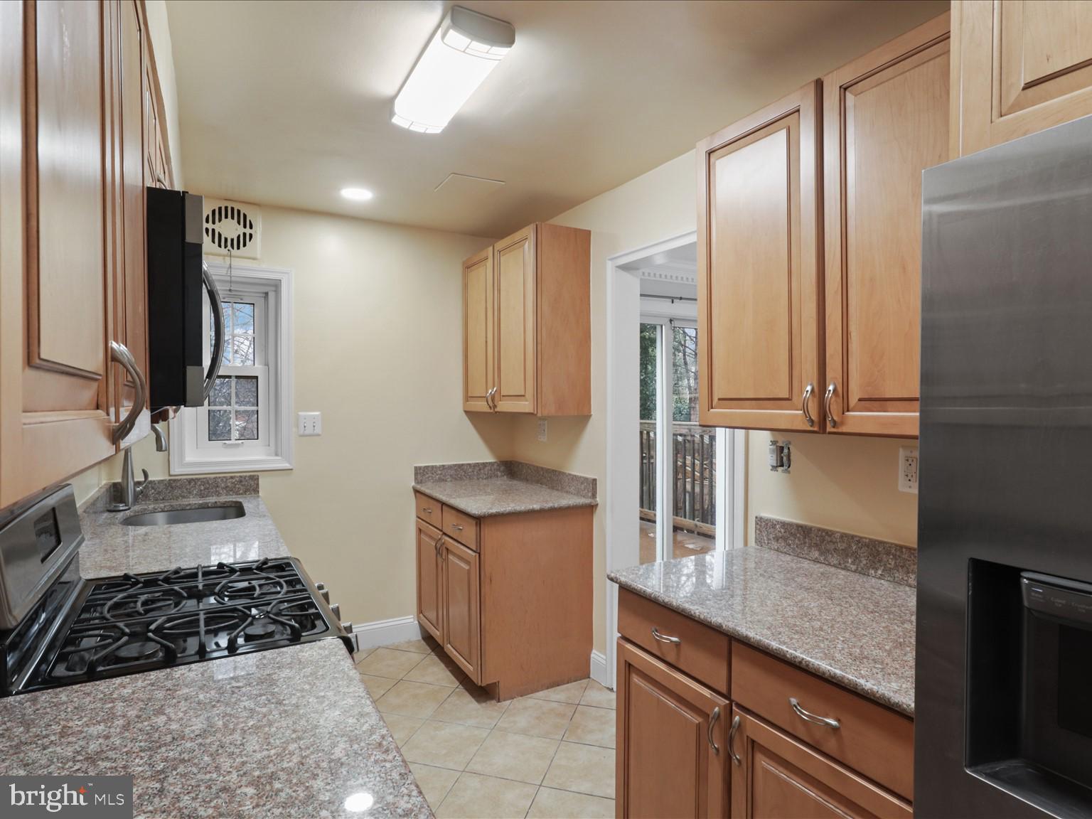 138 Cambridge Road, Unit A Alexandria, VA 22314 - Photo 11 of 20 Gallery Image 11