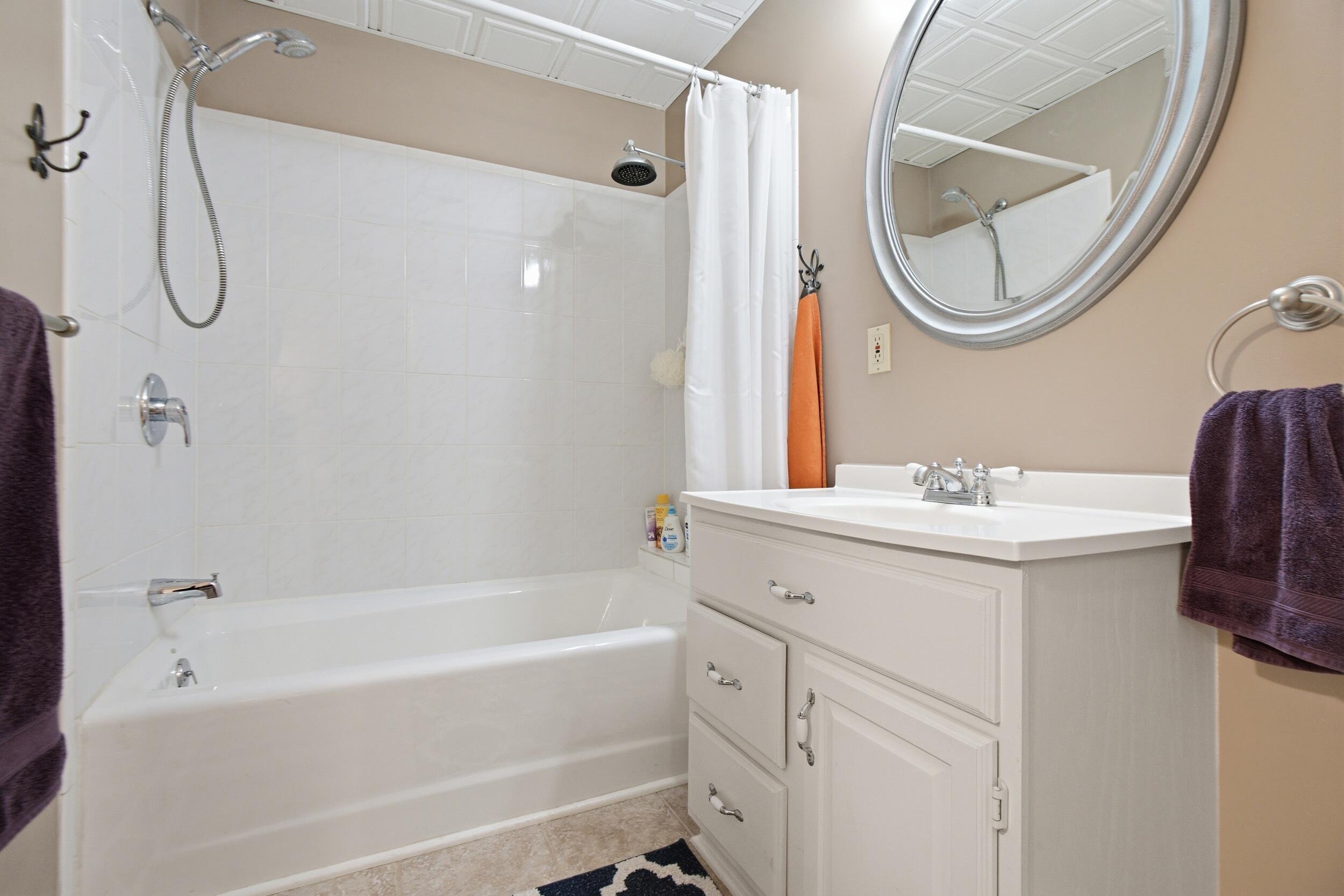 954 Mohawk Drive Crown Point, IN 46307 - Photo 11 of 27 2500x1667