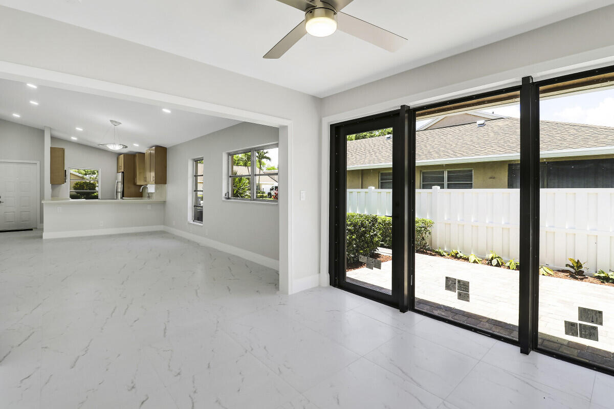 8157 Springtree Road Boca Raton, FL 33496 - Photo 2 of 24 2
