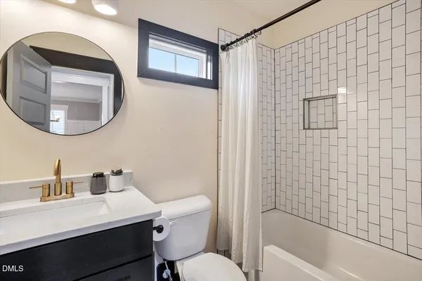 $2,995 | 714 1/2 South State Street, Raleigh, NC 27601