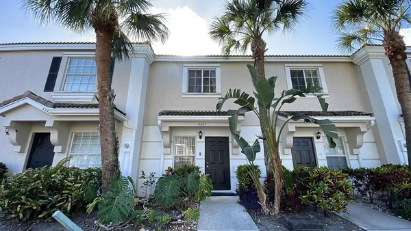 $2,250 | 4847 Palmbrooke Terrace, West Palm Beach, FL 33417