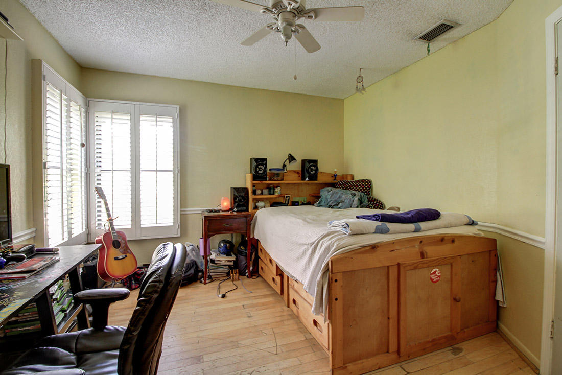 1320 Southwest 2nd Street Boca Raton, FL 33486 - Photo 15 of 18 1320-SW-2nd-St-(room-3)