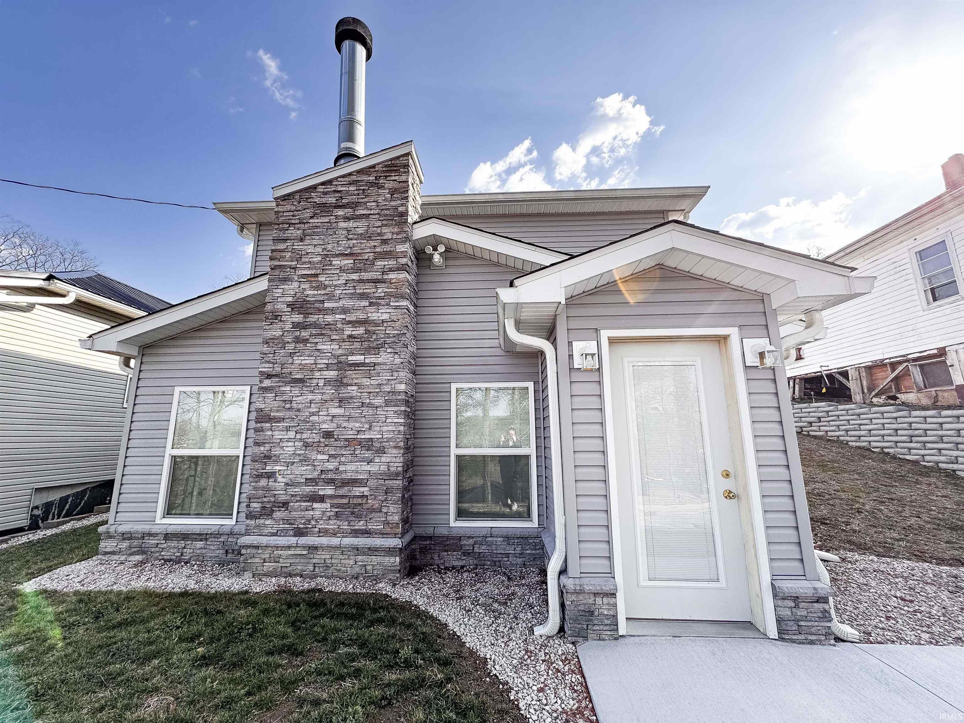 504 North Hopkins St