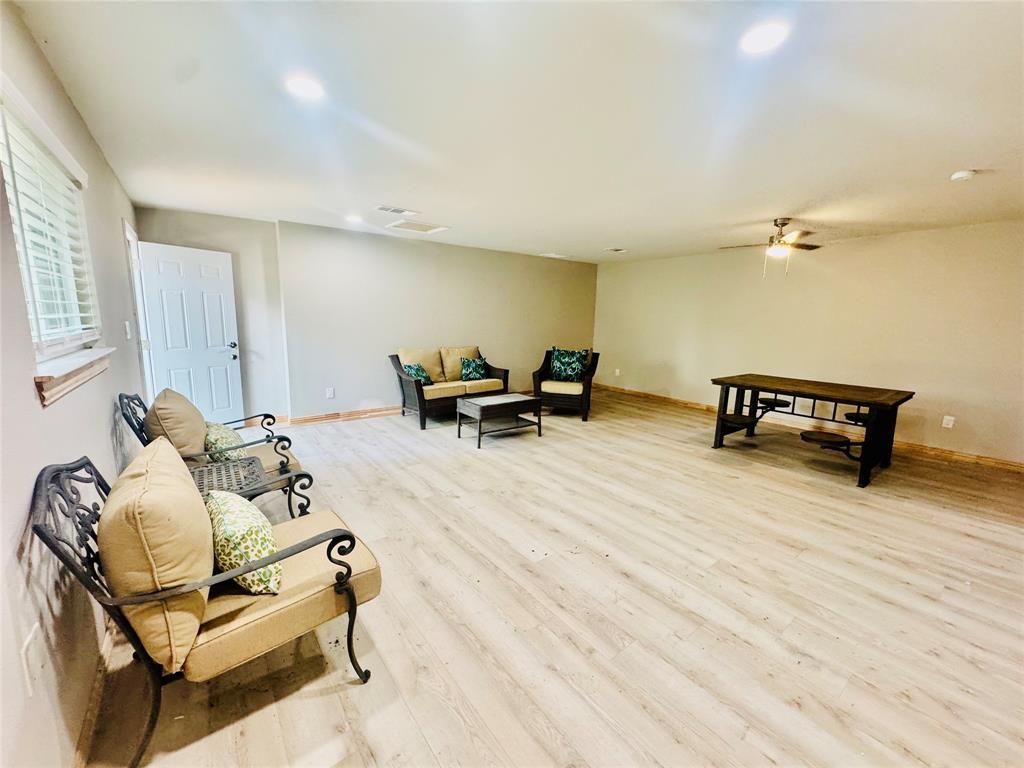 203 Wake Drive Richardson, TX 75081 - Photo 4 of 16