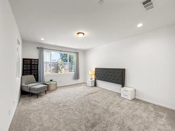 $525,000 | 1009 El Molino Avenue, Clovis, CA 93619