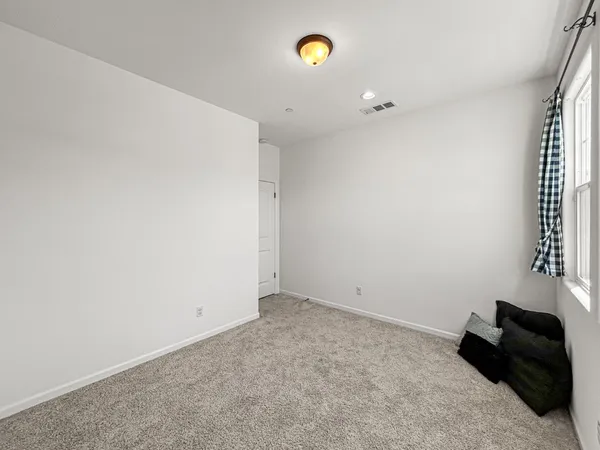 $525,000 | 1009 El Molino Avenue, Clovis, CA 93619