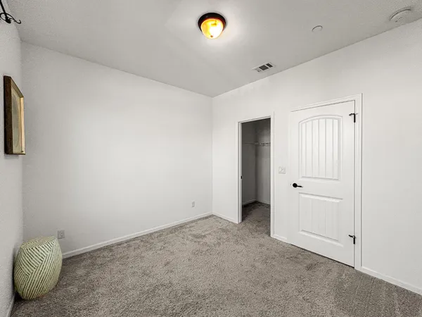 $525,000 | 1009 El Molino Avenue, Clovis, CA 93619