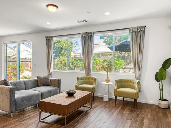 $525,000 | 1009 El Molino Avenue, Clovis, CA 93619