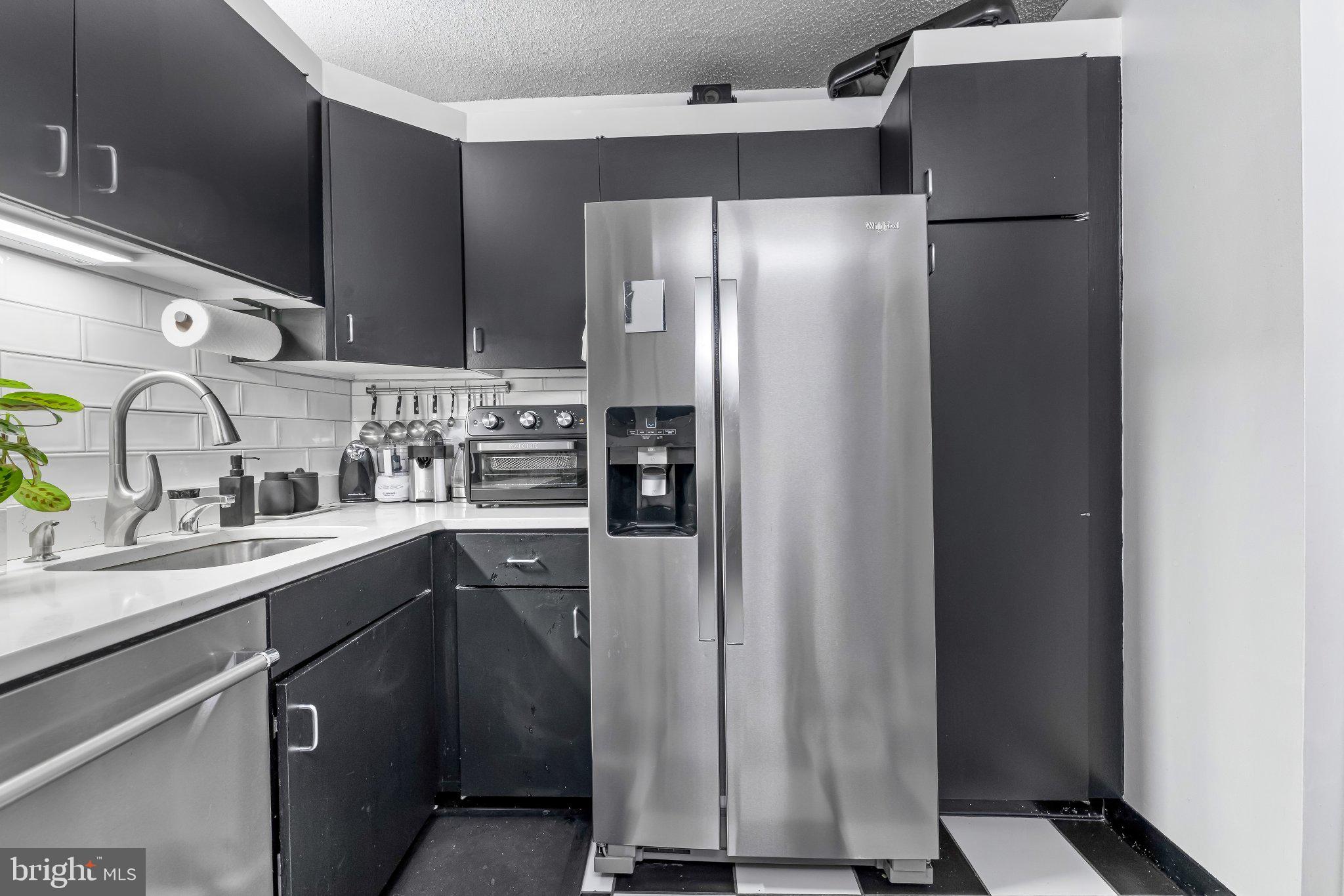 111 Hamlet Hill Road, Unit 414 Baltimore, MD 21210 - Photo 10 of 34 Gallery Image 10