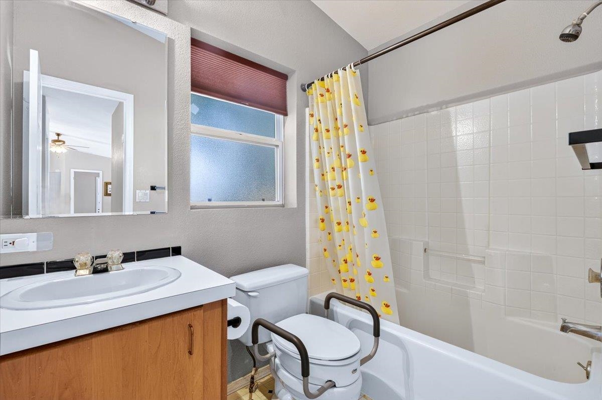 4489 South Swenson Road Clayton, WA 99110 - Photo 23 of 50 Gallery Image 23
