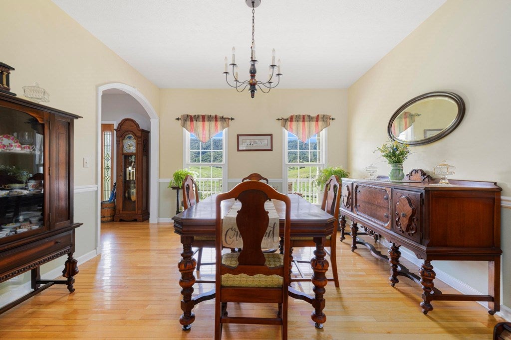 1283 Valley Road Saltville, VA 24370 - Photo 36 of 71 Gallery Image 36