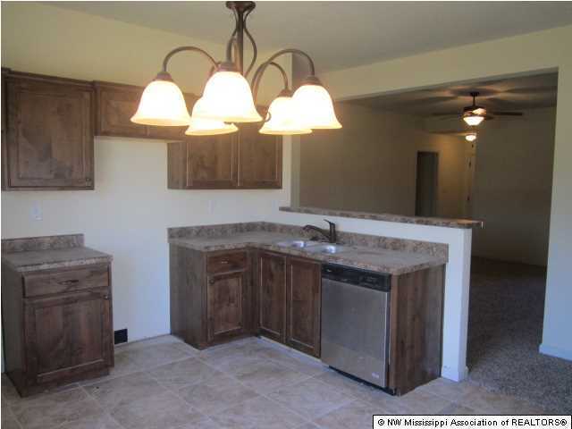 7576 De Fleury Bend Southaven, MS 38672 - Photo 2 of 11 Additional Photo