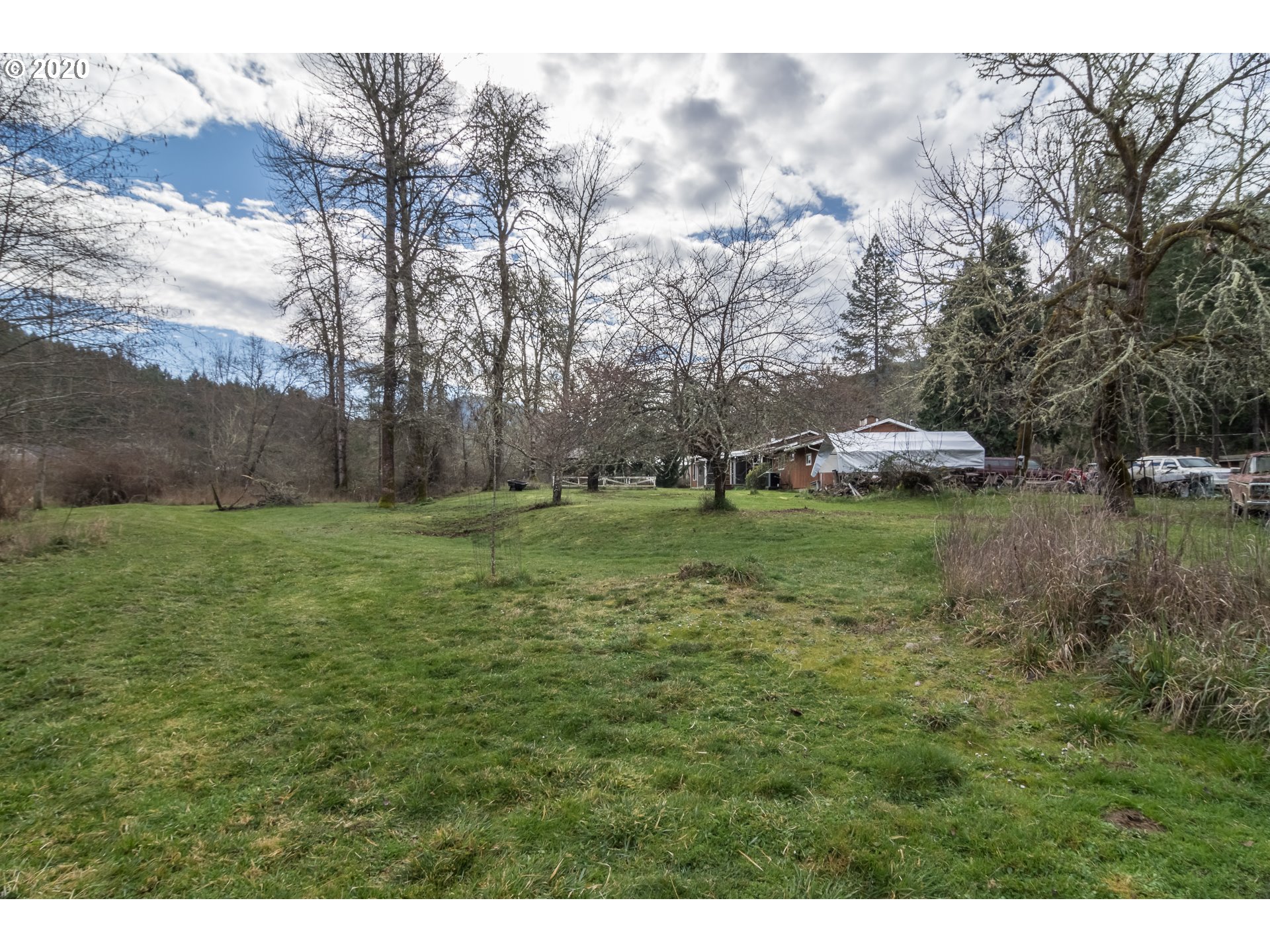 8124 Upper Olalla Road Winston, OR 97496 - Photo 3 of 32