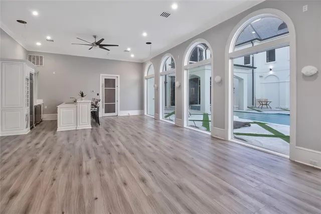 $2,450,000 | 6 Oakland Road, Kenner, LA 70065