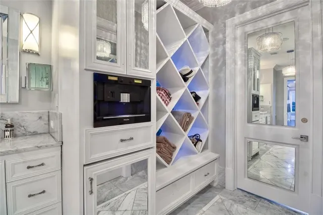 $2,450,000 | 6 Oakland Road, Kenner, LA 70065