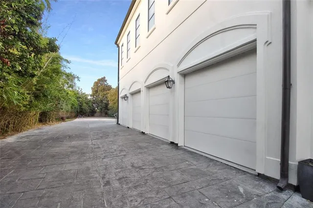 $2,450,000 | 6 Oakland Road, Kenner, LA 70065