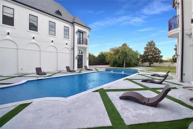 $2,450,000 | 6 Oakland Road, Kenner, LA 70065