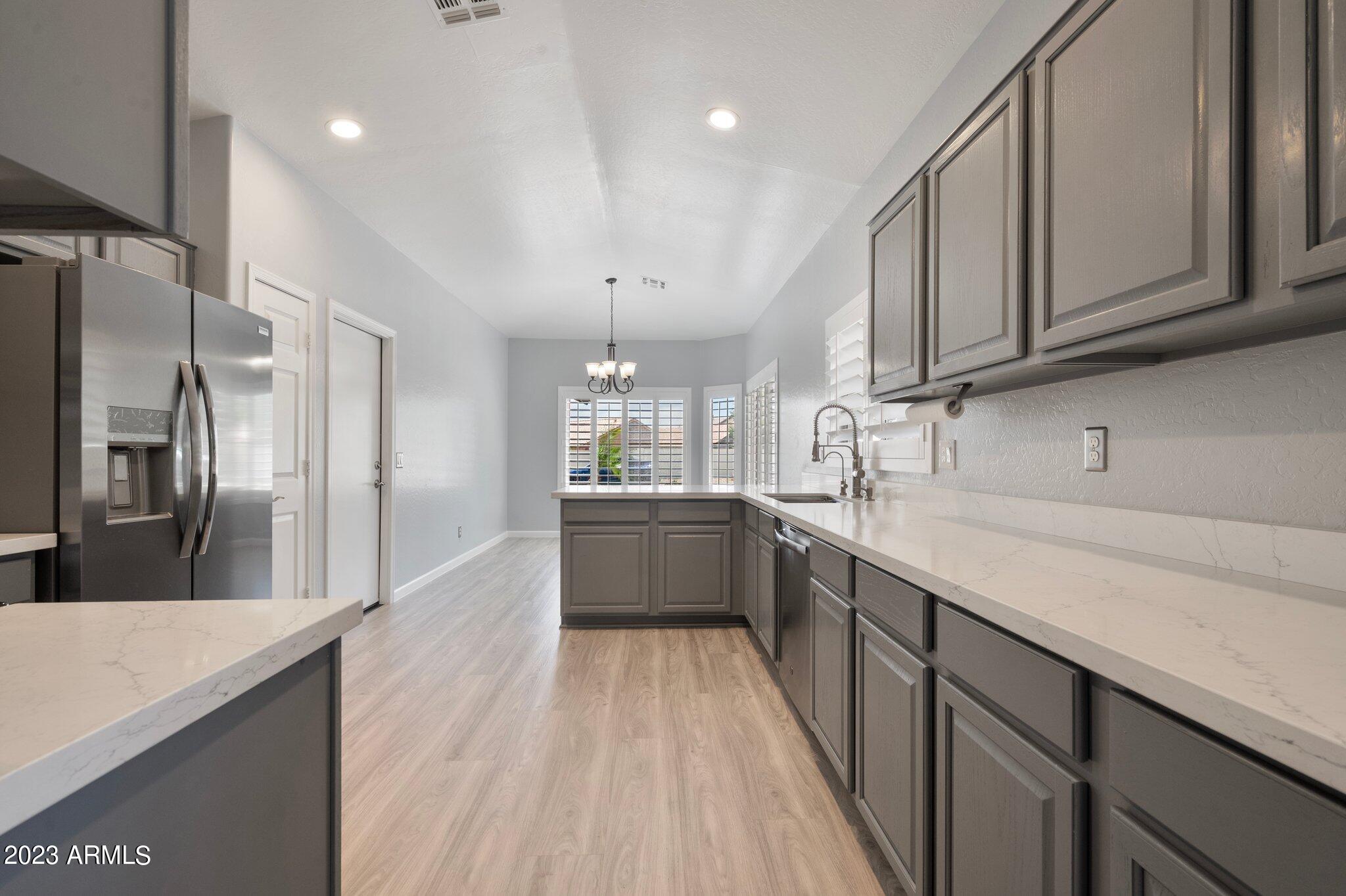 3354 East Bonanza Road Gilbert, AZ 85297 - Photo 4 of 23 Entry to Kitchen