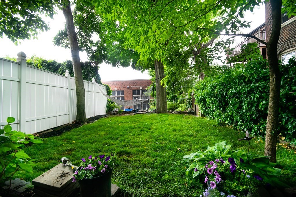 68 Russell Street, Unit 1 Boston, MA 02129 - Photo 2 of 10