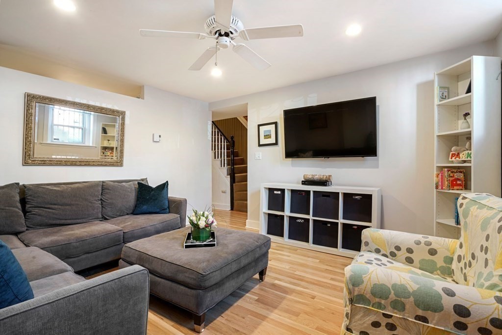 68 Russell Street, Unit 1 Boston, MA 02129 - Photo 5 of 10