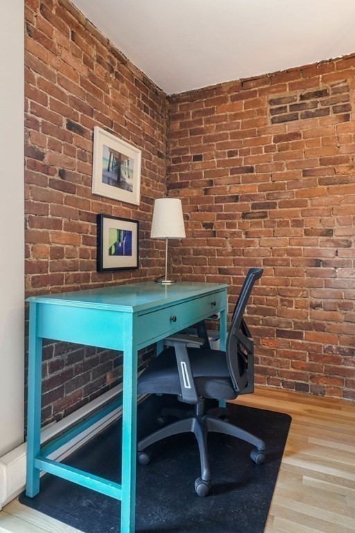 68 Russell Street, Unit 1 Boston, MA 02129 - Photo 9 of 10