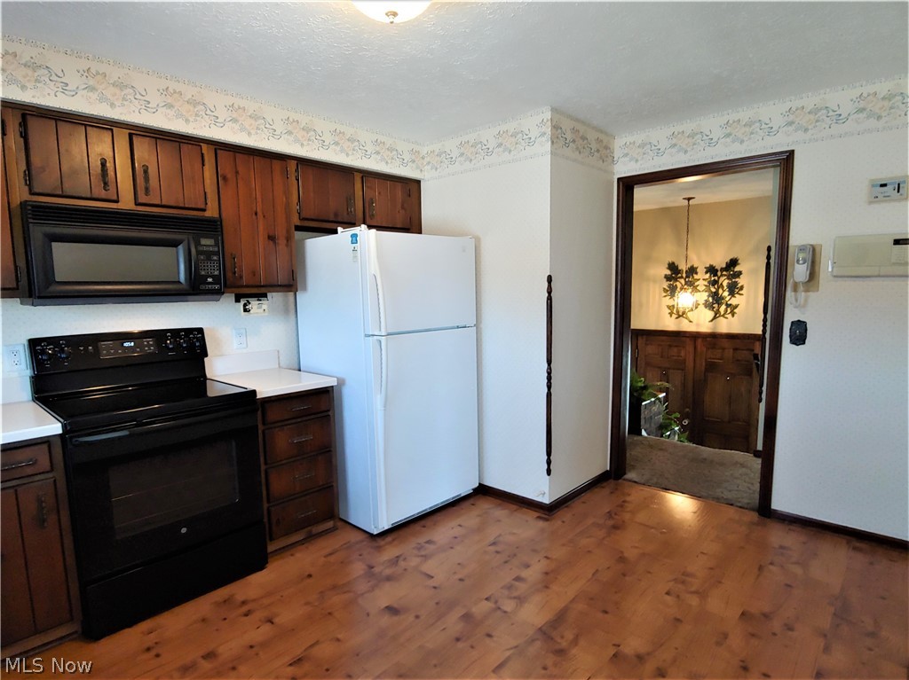 8959 Gifford Road Amherst, OH 44001 - Photo 8 of 32 Gallery Image 8