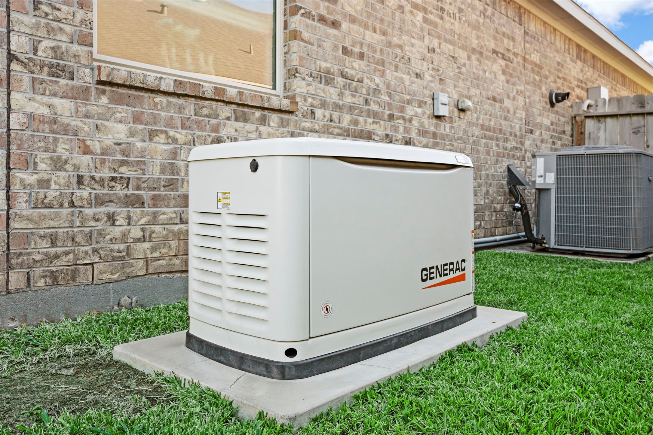 28109 Steepleridge Ct Spring Spring, TX 77386 - Photo 35 of 36 a view of a utility room with washer and dryer