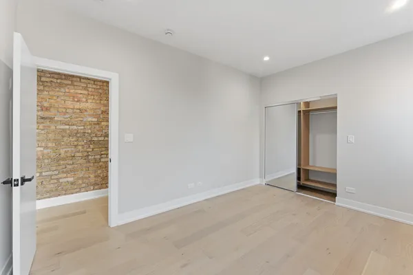 $5,500 | 7518 North Eastlake Terrace, Unit 2, Chicago, IL 60626
