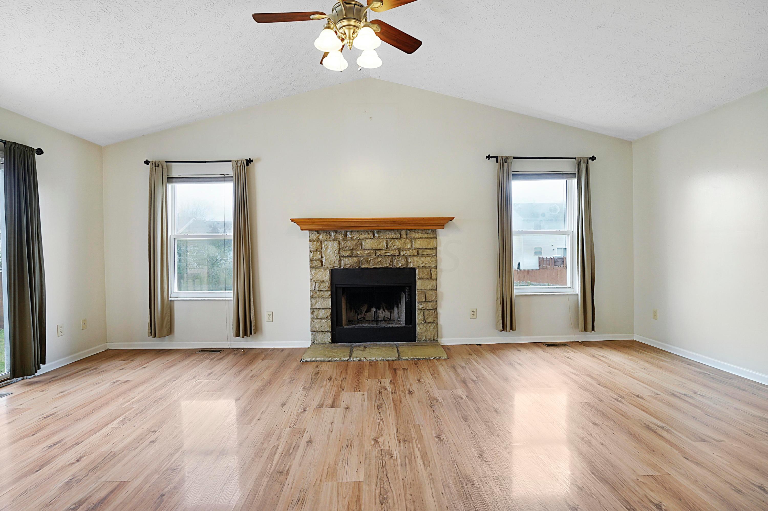 230 Lofton Circle Delaware, OH 43015 - Photo 14 of 34